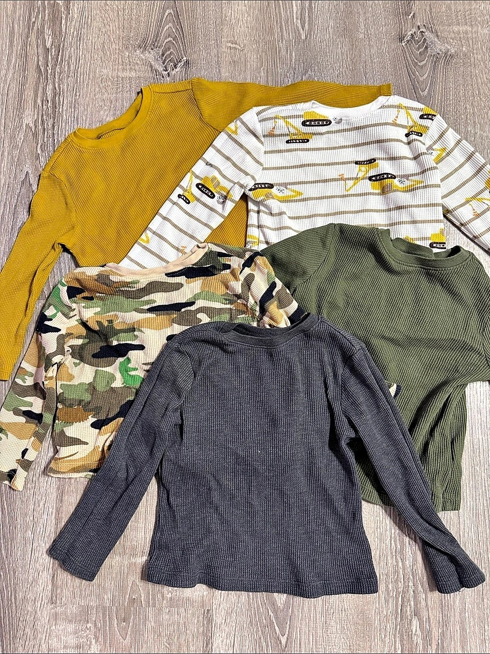 Old Navy Long Sleeve Tops 4-Pack in Gray & Green